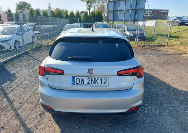 Fiat Tipo cena 42900 przebieg: 125000, rok produkcji 2018 z Bolesławiec małe 79